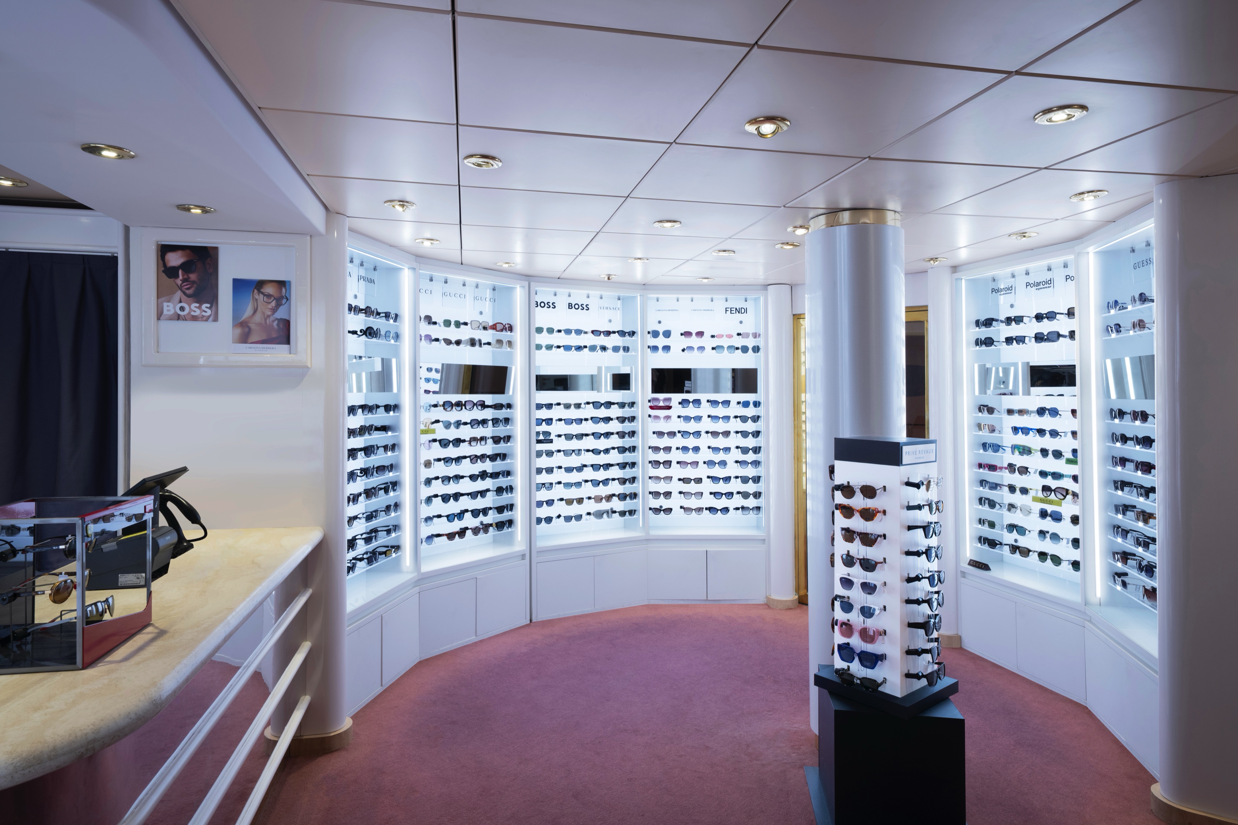 MSC Lirica - Shops